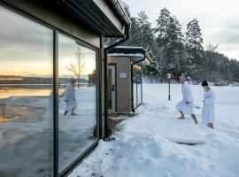 Två Skyttlar, khách sạn ở Örby