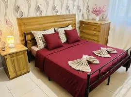 Sliema Cosy 2-Bedroom Home - WLK to Seafront, Central Area