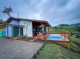 Aura dos Ipês - Chalé na montanha