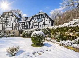 Historisches Mühlendenkmal im Rheingau I 8 Personen