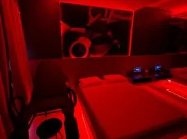 Luxu's Motel