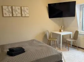 SchaeBu! 7 Work and Tavel am Altmarkt