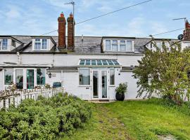 2 Bed in Hastings oc-57203, Hotel in Pett