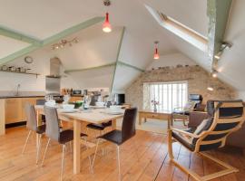 3 Bed in Beer oc-jbgall โรงแรมในเบียร์