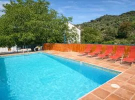 Villas con piscina para grandes grupos by Villamya