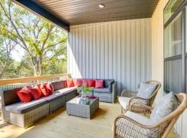 3 Mi to Eagle Rock Marina Lake-View Retreat!