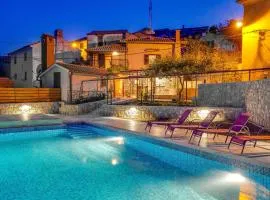 Holiday Home mit großem Garten und Pool by Interhome