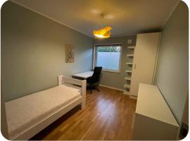 3 rooms Apartment in North Stockholm, Hotel in Sundbyberg