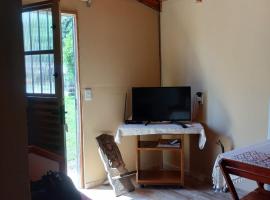 Hospedaje Cabaña Completa, hotel Riverában