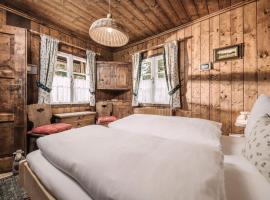 Holiday Home Berg Hütte Hochpillberg by Interhome, hotel a Pill