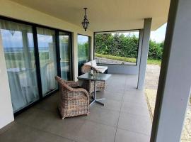 Apartment Riposo Impasse des Cerisiers by Interhome, hotel Bellerive-ben