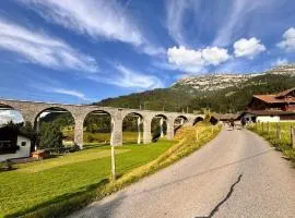 Apartment neue 2-5- Zimmer Ferienwohnung im dreigenerationen Bauernhaus by Interhome