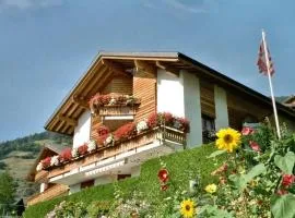 Apartment Chalet Abendstern by Interhome