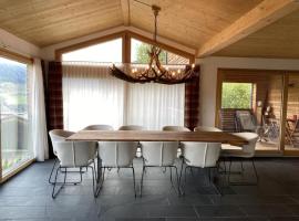 Holiday Home Lumnezia Lux by Interhome, hotel in Cumbels
