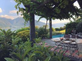 Holiday Home Casa Nespole- Familiennest mit Seesicht by Interhome: Contra şehrinde bir otel