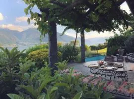 Holiday Home Casa Nespole- Familiennest mit Seesicht by Interhome