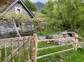 Apartment Typisches Tessiner Landleben im Centovalli by Interhome