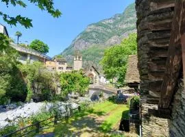 Apartment MAva -Haus mit Blick aufs Wasser by Interhome