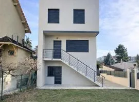 Maison 5 chambres - Spacieuse avec jardin - Proche Paris