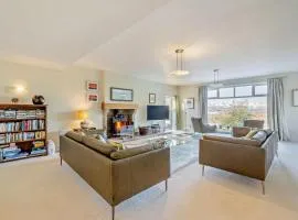 5 Bed in Windermere oc-93302