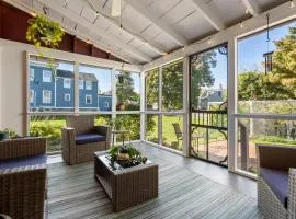 1824 Robert Manning Place|Historic Salem|Parking