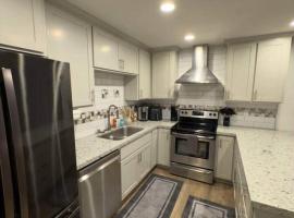 Kipps Hill Haven B — Folsom Lake Escape, khách sạn ở El Dorado Hills