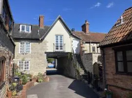 1 Bed in Queen Camel oc-c30506