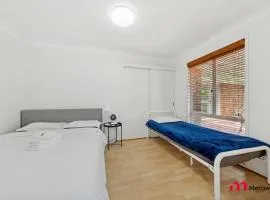 MetaWise Cozy Family Room4 in Shared Home Free Parking