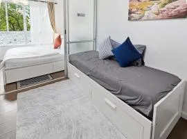 Spacious 1 Bedroom, with sofa bed and Balcony