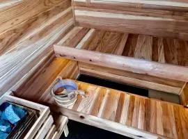 Hot Tub - Sauna - Fire Pit - Ping Pong - Darts