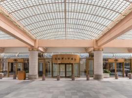 Sofitel Cairo Downtown Nile，開羅的飯店