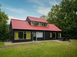 Holiday Home in Midlaren with sauna