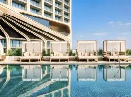 Mercury-Tower Apartments with Pool