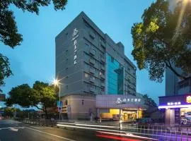 Magnotel Ningbo Tianyi Plaza Railway Station