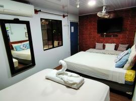 Hostal Leyendas, hotel com estacionamento em Le&oacute;n