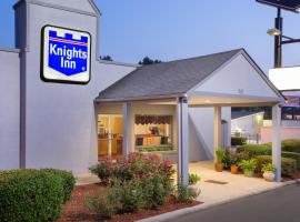 Knights Inn - Augusta, motel v mestu Augusta