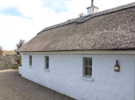 Storytellers Cottage, hotell i Doolin