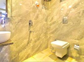 Hotel Ajay villa, hotel sa Bharthana