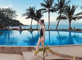 SAMUI BOHO Villa Private Pool Sea View 4BR Renovated 2026 Direct Beach Access 100m Gated Estate, Hotel in Amphoe Koh Samui