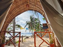 EL-NARA SEASIDE Beach Resort, hotell i El Nido
