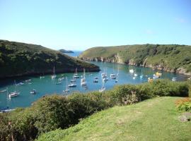 Cysgod y Ffynnon, casa en Solva