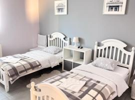 Noclegi Adriana Kacperska, hotel v destinaci Tuszyn