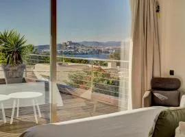 Talamanca 3-bedroom villa ensuite, nice sea view