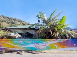 Holiday Cottage BANSHIRO, готель у місті Setouchi