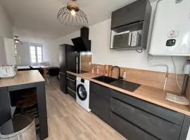 Studio cosy - centre ville Laval