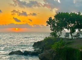Villa TRITON, hotel a Puerto Limón