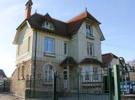 Villa Normande large house with private parking