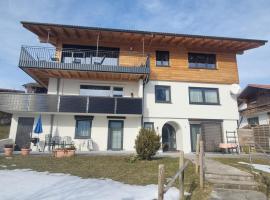2 Zimmer Appartement Terrasse mit Bergblick, hotel em Rettenberg