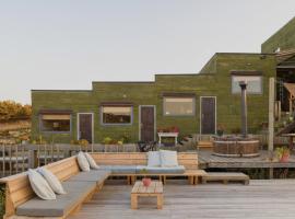 Pupuya Surf House, hotell i Matanzas
