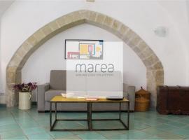 Casa Maricla - Authentic Salento Stone House near the Sea in Otranto Old Town - Marea Stays Collection, hotel u gradu 'Otranto'